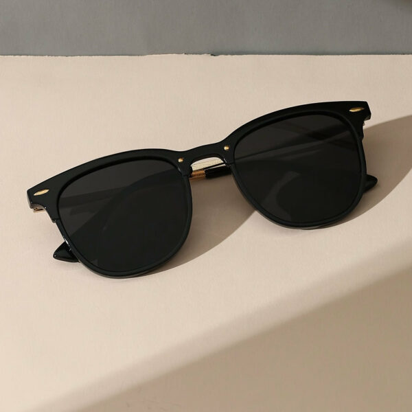 1pc Elegant Women'S Round Frame Glasses- Black Plastic, Golden Accents, AC Lenses, Modern Style Fashion Glasses, Stylish Accessory, Stylish AccessoryRound Frame DesignPlastic Frame - Image 4