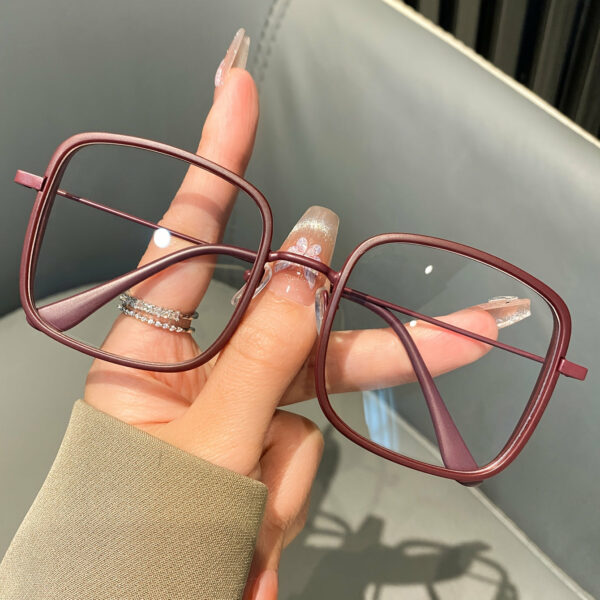 [Fashionable Clear Lens Eyeglasses] 1pc Minimalist Square Full Rim Spectacles for Women, Fashionable Non-Prescription Clear AC Lens Eyeglasses with Anti-Fog Cloth, Durable PC Frame, and Metal Hinges - Image 6