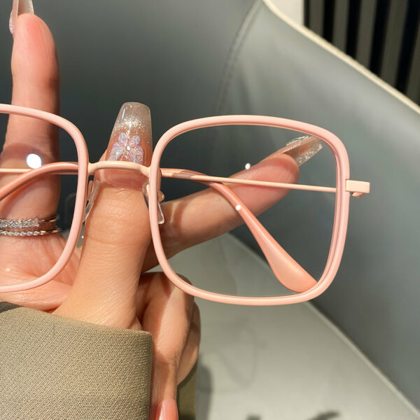 [Fashionable Clear Lens Eyeglasses] 1pc Minimalist Square Full Rim Spectacles for Women, Fashionable Non-Prescription Clear AC Lens Eyeglasses with Anti-Fog Cloth, Durable PC Frame, and Metal Hinges - Image 7