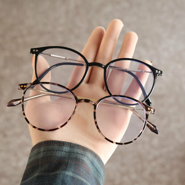 Stylish Millennial ultra-light material metal round frame blue blocking glasses for both men and women, ideal for Casual Attire and gift selection - Image 2