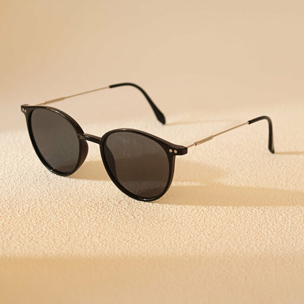 Fashionable Millennium Style Metal Round Frame Glasses - Ultra-Lightweight, Durable PC Lenses, Perfect for Daily Wear & Street Photography, Everyday Fashion Glasses | Round Frame Glasses | Lightweight Frame - Image 2